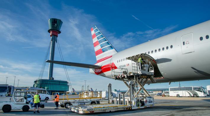 American Airlines Boeing 777-300ER